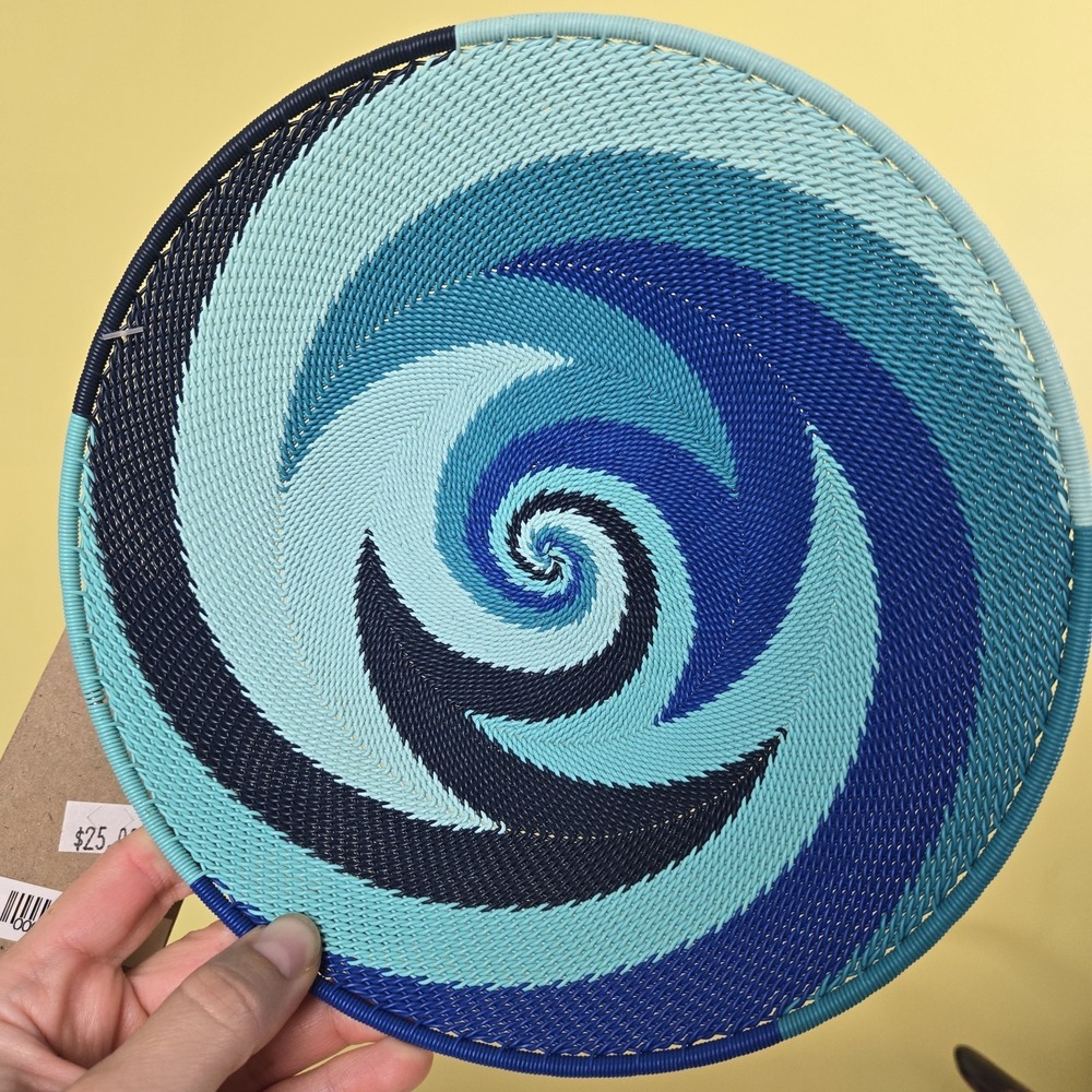 African Zulu Woven Telephone Wire Shallow Basket 8" Platter. African Ocean